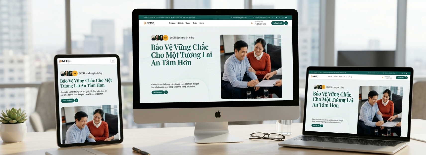 Mẫu website sức khỏe bảo hiểm hiển thị trên máy tính, laptop, máy tính bảng và điện thoại